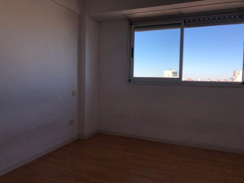 Imagen 7 de 14 de Departamento En Venta En Moron Sur