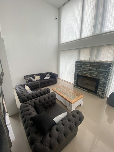 Imagen 2 de 10 de Venta De Casa Con Fondo A Laguna En Santa Rita, Canning