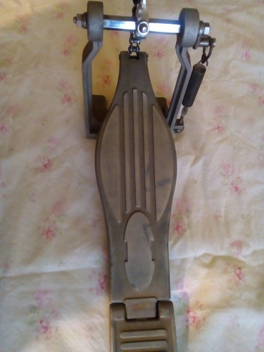 Pedal De Bombo Bateria (Usado)