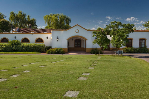 Imagen 5 de 12 de Venta Parcela A Perpetuidad Cementerio Privado Parque Memorial - Pilar
