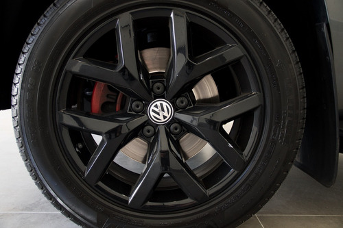 Imagem 12 de 20 de Volkswagen Amarok 2.0 Highline Extreme Cab. Dupla 4x4 4p