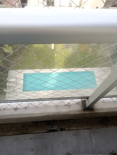 Depto. De 2 Amb. Con Cochera Fija. Torre De Categoria. Piso Alto.