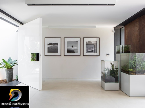 Imagem 21 de 30 de Casa Para Venda Com Projeto Do Arquiteto Leonardo Mancenido. Dispõe De Área Externa Com Paisagismo, Raia Climatizada E Salão De Jogos. - 0100969 - 69844795