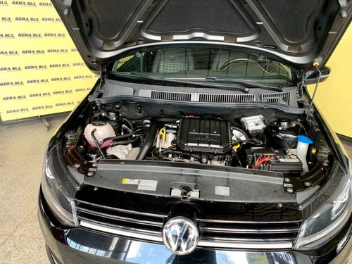 Volkswagen Fox Comfortline 1.0 Mi Flex 4p. Mec 2016/201