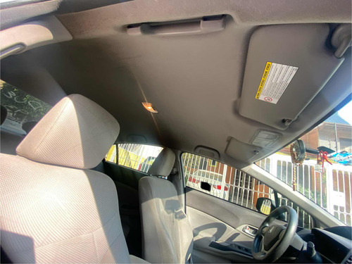 Honda Civic Dmt Lx Sedan At