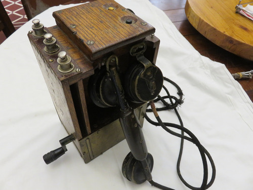 Radio Militar Antigua De Trinchera A Magneto (Usado)