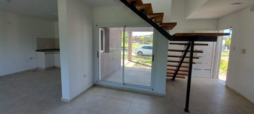 Imagen 6 de 30 de Dúplex Tipo Casa Estrenar Zona Las Corzuelas E 53