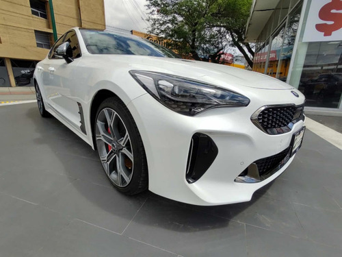 Imagen 3 de 15 de Kia Stinger 2020 3.0 V6 Gt