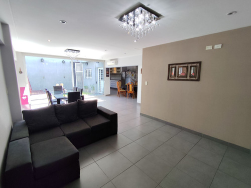 Casa Venta 6 Amb El Palomar Pileta Parrilla Cocher