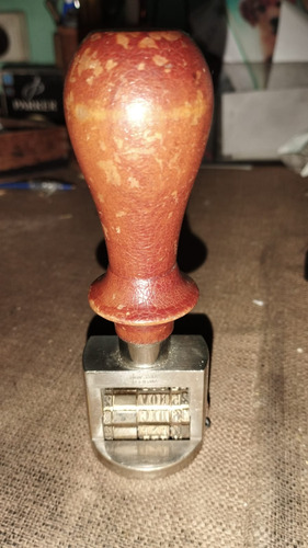 Antiguo Sello Fechador . Cerveceria Quilmes (Usado)