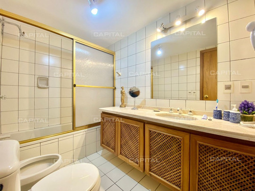 Imagen 12 de 16 de Apartamento De Dos Dormitorios En Venta, Playa Mansa, Punta Del Este. - Punta Del Este Mansa