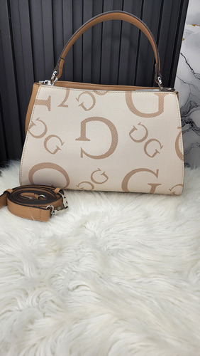 Bolsa Guess Cc961806 Nueva 100 % Original Con Etiqueta Beige Estampado Níquel Beige