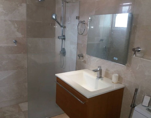 Imagen 10 de 20 de Apartamento En Alquiler - Urb. Las Mesetas