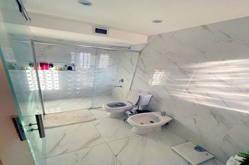 Imagen 20 de 30 de Excelente Casa Desarrollada En 3 Plantas | Muy Buena Ubicación