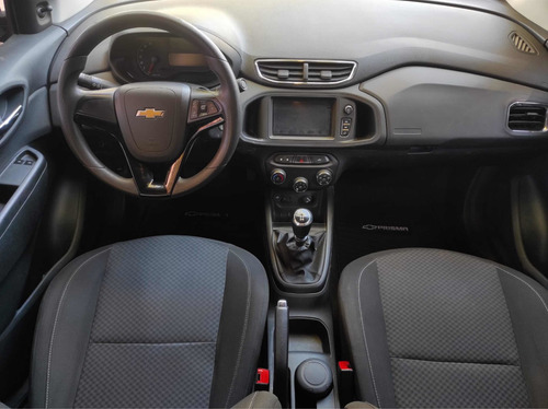 Imagen 6 de 11 de Chevrolet Prisma 2017 1.4 Lt 98cv
