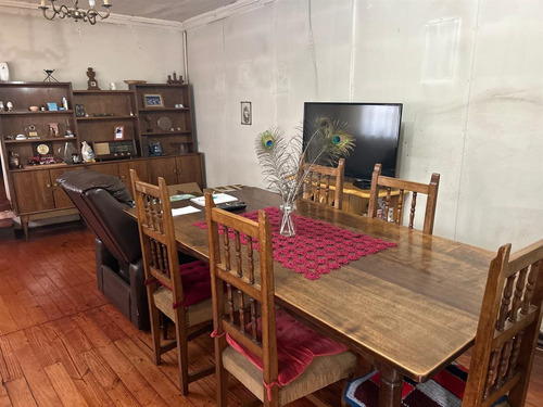 Casa En Venta De 4 Dorm. En Llallay A Metros Del Centro Civi