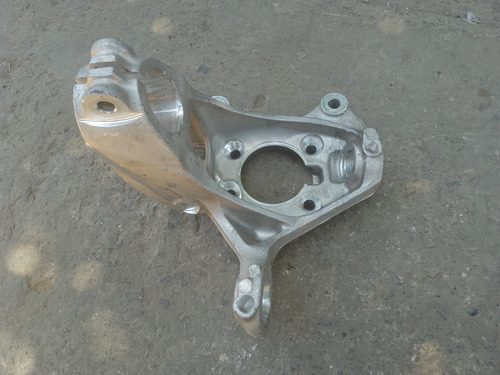 Mango Delantero Izquierdo Mercedes Cla 250 2021 - 2023 (Usado)