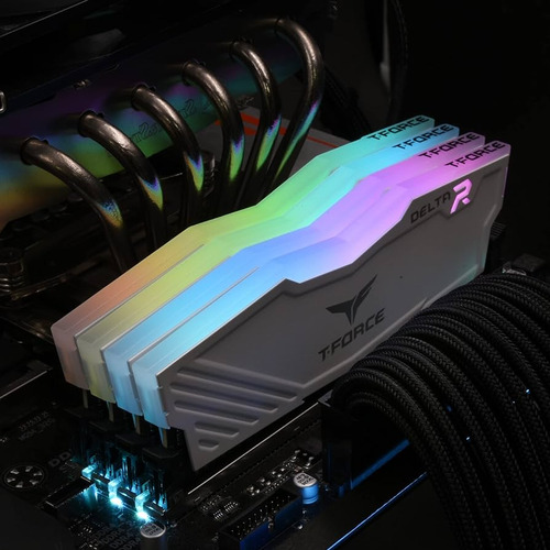 Memoria Ram Team Group Delta Rgb Ddr4, 3600mhz 8gb Blanco