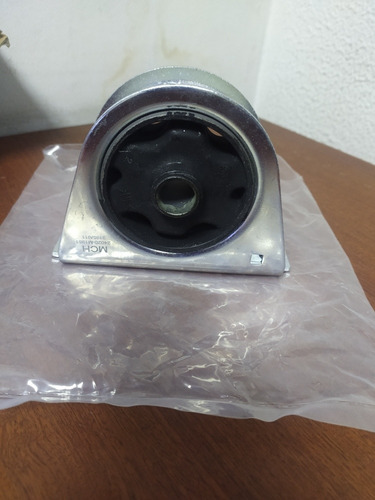 Base Motor Delantera Mitsubishi Lancer/ Signo/ Touring/ Glx