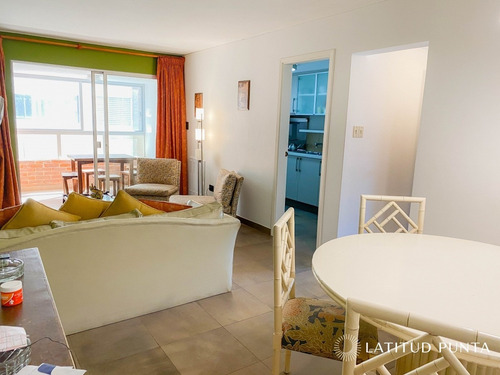 Apartamento En Mansa- Ref: 17