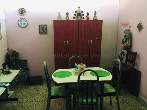 Imagen 8 de 30 de Casa Comercial, Estrategíca Ubicación Al Este En Venta En Barquisimeto. Zona Centro- Este , Arnaldo J. López Tlf. 04245257450. Cód. 22-10701 Lara, Venezuela