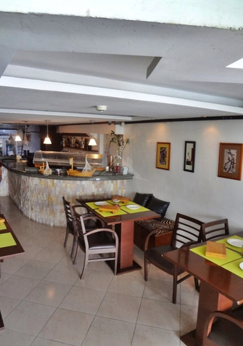 Imagen 2 de 7 de En Venta Local Doble Altura Ideal Para Restaurante En El Cc Plaza Mayor
