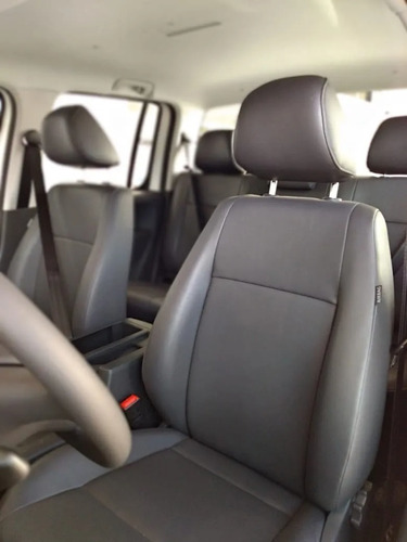 Imagen 9 de 15 de Volkswagen Amarok Trendline 4x2 2022 Mh