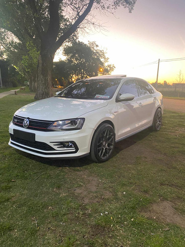 Volkswagen Vento 2.0 Tsi Gli 211cv App Connect + Nav