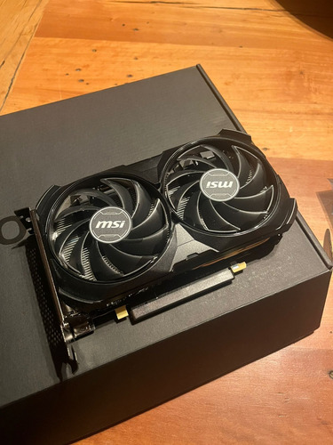 Tarjeta Gráfica Msi Rtx 4060 Ti 8 Gb Gddr6 Hdmi/dp (Usado)