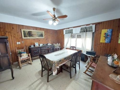 Imagen 4 de 22 de Terreno C/casa En 1 Planta De 3 Amb Con Jardin Y Terraza. Oportunidad.