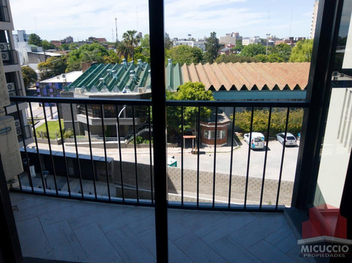 Imagen 14 de 18 de Departamento En Venta, Tapia De Cruz 1382 3° 306, Belén De Escobar