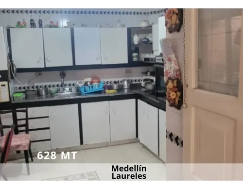 Venta Casa: ¡vive O En Una Ubicación Privilegiada De Laureles!
