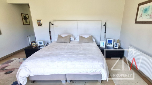 Casa 4 Dorm, 4 B, 3 Est., El Arrayan - Ziw Property