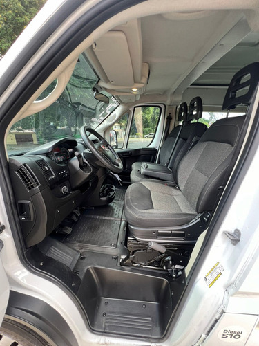 Fiat Ducato 2.3 Executivo (15l) 5p 6 marchas