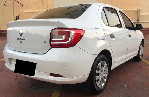 Renault Logan 1.6 Authentique Plus 85cv Con Gnc 2015