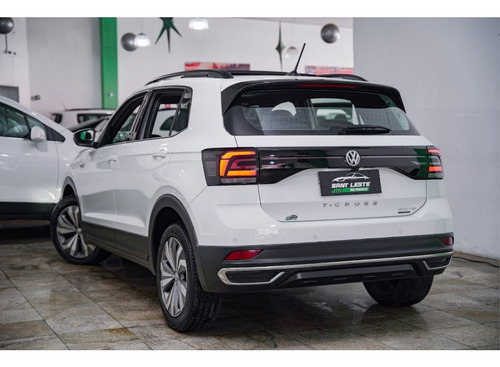 Volkswagen T-Cross 1.0 200 TSI TOTAL FLEX COMFORTLINE AUTOMÁTICO