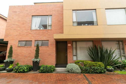 Casa Condominio En Venta En Bogotá. Cod V1004367