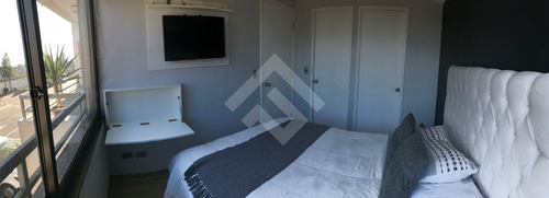 Departamento En Venta De 1 Dorm. En Maipú