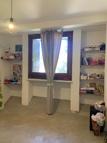 Casa Muy Amplia De 4 Hab. A Reformar En Olivos