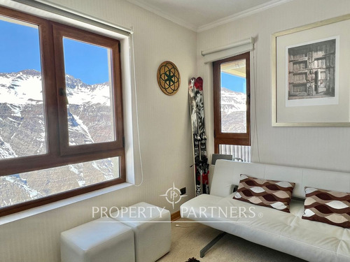 Valle Nevado, Amplio Y Luminoso Con Maravillosa Vi...
