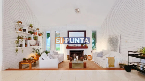 Casa En El Golf, Hoyo 7, 4 Dormitorios, Barbacoa Y Piscina, Playroom