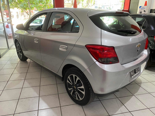 Imagen 3 de 10 de Chevrolet Onix 2013 1.4 Ltz Mt 98cv
