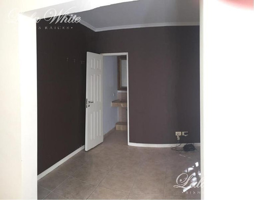 Imagen 14 de 28 de Venta - Casa En Saint Thomas Sur