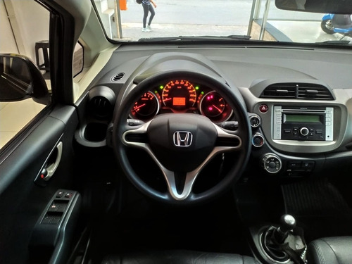 Imagem 8 de 11 de Honda Fit Dx 1.4 Flex 16v 5p Mec. Flex Manual