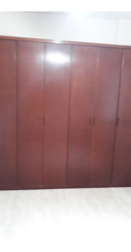 Imagem 3 de 15 de Ponta Da Praia- Apartamento 1 Dormitório- Wc Emp-gar Coletiva Suficiente- Ref -1795 - 1795