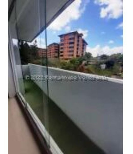 Imagen 12 de 25 de #22-23742 Hermoso Apartamento Duplex En El Hatillo