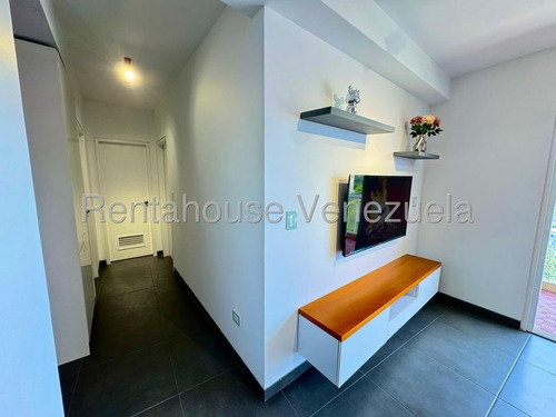 Hermoso Apartamento Amoblado, Remodelado En Manzanares, Codg Mas 25-13930