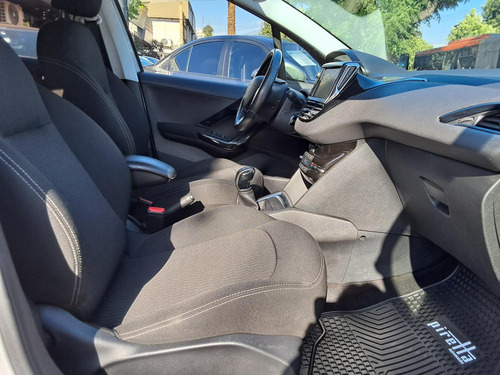 Peugeot 208 Active 1.2