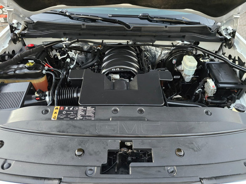 GMC Sierra 5.4 Cabina Regular Sle 4x4 At