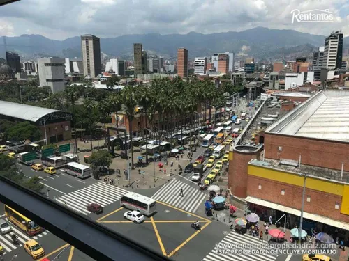 Local En Venta En Centro. Cod V775895